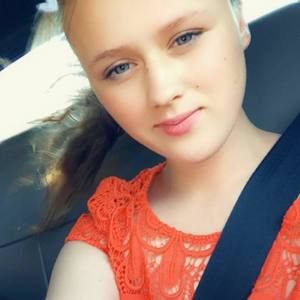 Meet your Posher, Claire